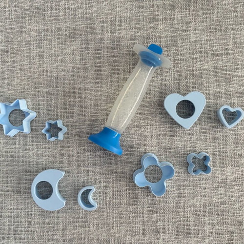Tupperware Coup Pat and Writing Stylus New for Pies or Cake