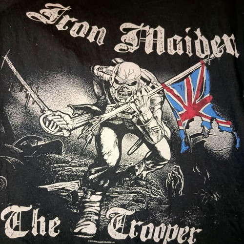Iron Maiden The Trooper T-shirt size M like new, black