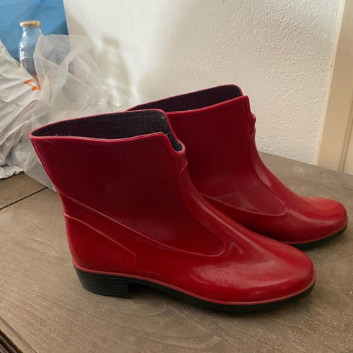 Red galoshes like new, size 36, unworn