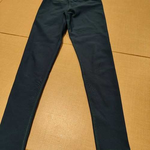 The Lady leggings with thick fabric, strictly small, like new