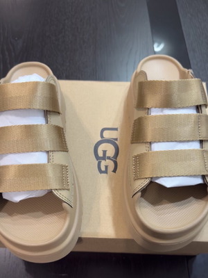 Ugg παντόφλες καινούργιες, αφορετες, νούμερο 39