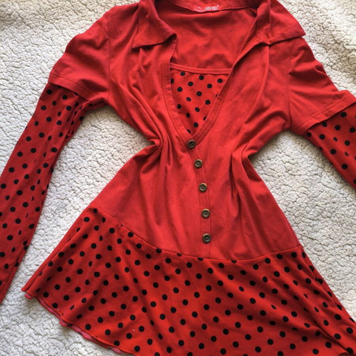 Long-sleeve blouse like new, red multicolor, elastic