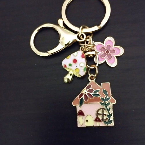 Keychain house charm pink new with flower and mushroom