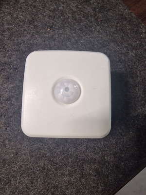 WiZ Wireless Wi-Fi / Bluetooth Motion Sensor 3m range like new