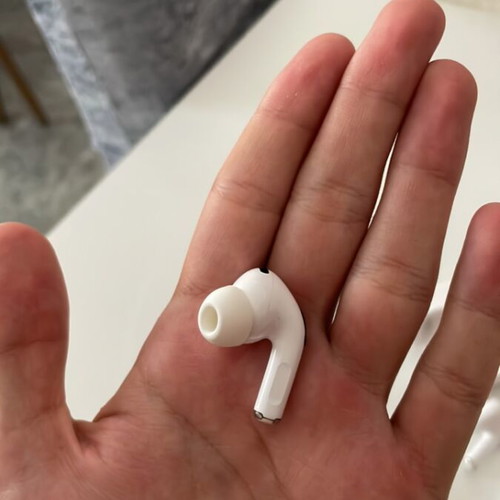 AirPods Pro 2nd Gen like new