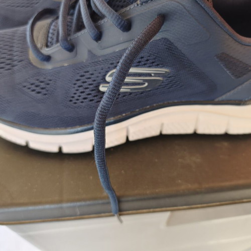 Skechers Lite Weight νούμερο 44 καινούργια αθλητικά παπούτσια με memory foam άσπρο μπλε
