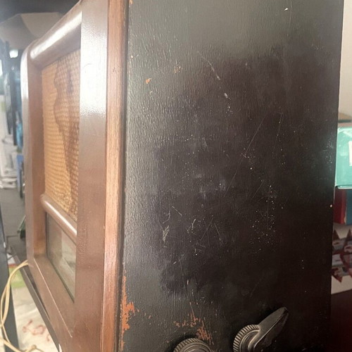 Tesla Arie 501 A antique radio used, functional from 1951