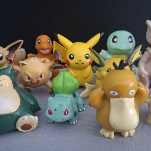 Pokemon figures set of 12, 1999 CGTSI and Nintendo