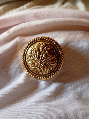 Rosie Scarf Buckle like new, metal, diameter 47 mm