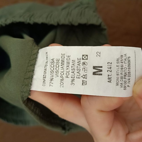 Women's khaki pants size M with elastic waist like new