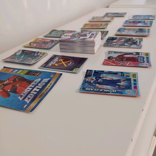 Fifa cards 2023, 144 pieces, like new