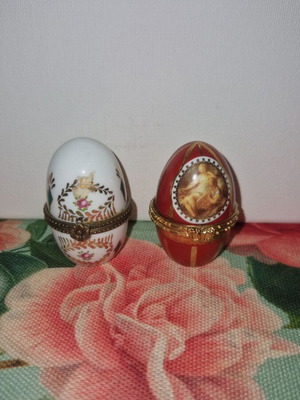 Limoge small eggs like new, set of 2 pieces