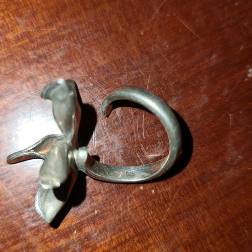 Silver 925 ring used with flower design