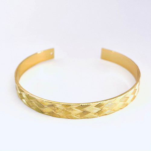 Gold bracelet with texture new, elegant Greek design