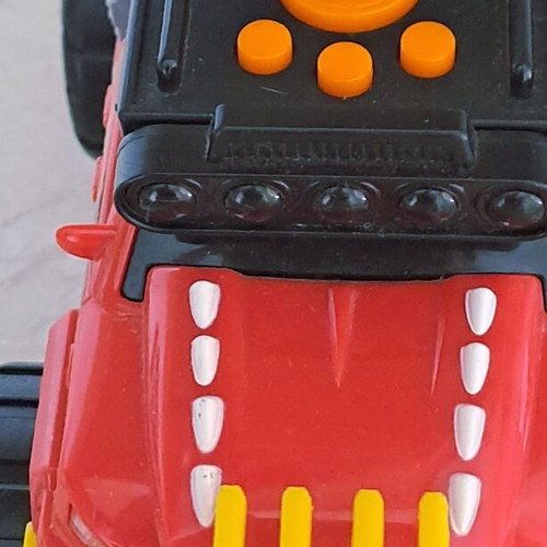 Road Rippers Dino Hauler Velociraptor Jeep with sounds and lights