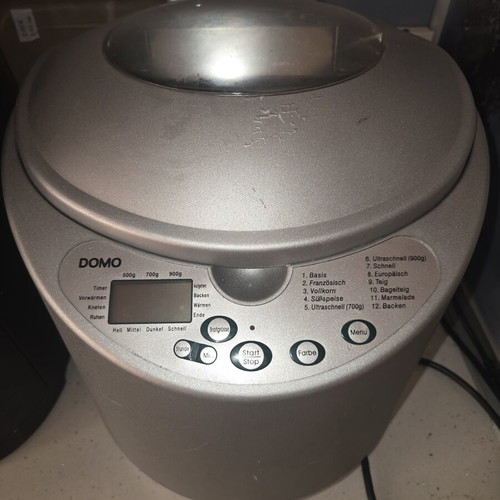 Domo bread maker used, light signs of use
