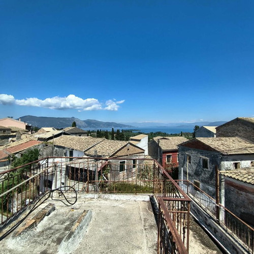 Detached house 100 sqm near Corfu town with sea view
