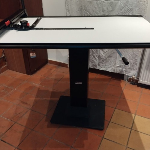 Neolt Architetto drafting table like new with KL parallel ruler and stool