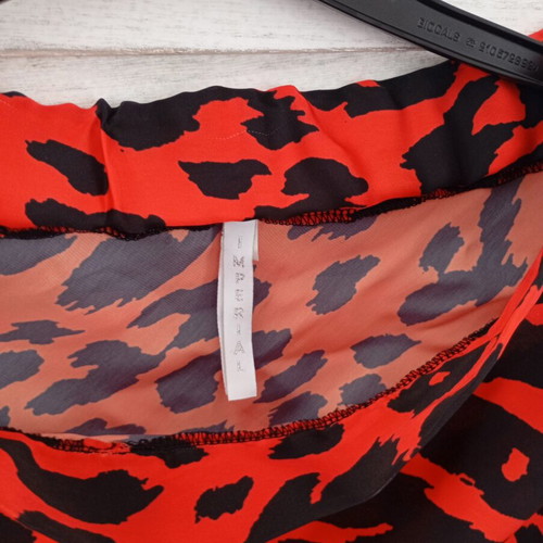 Imperial skirt medium size like new, black and red