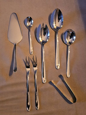 Cutlery pieces 18/10 and case new