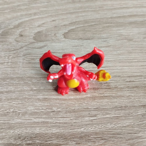 Charizard Pokémon small figure like new