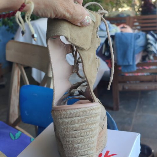 Gaimo women's platform espadrille size 38 used, beige