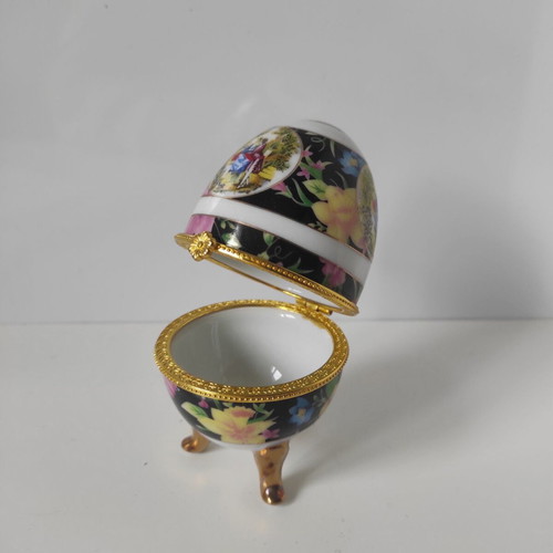Limoges porcelain egg like new