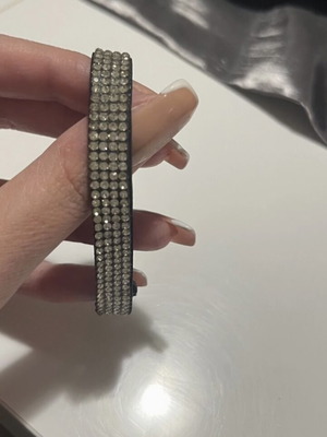 Bracelet like new, unworn