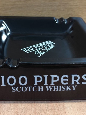 Κεραμικό τασάκι 100 Piper's Scotch Whisky σαν καινούργιο