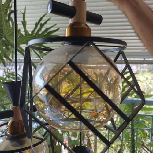 Metal three-light pendant ceiling lamp with geometric cage shades