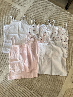 Girls' T-shirts 2-3 years like new, pack