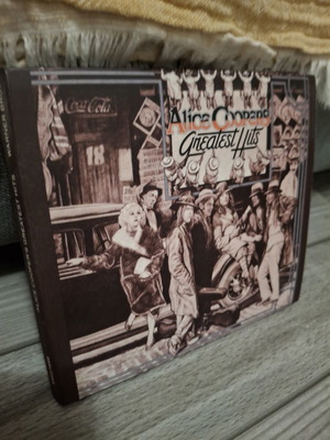 Alice Cooper Greatest Hits CD като нов, класически рок