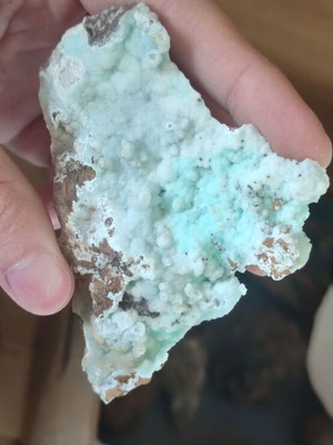 Copper-bearing aragonite new from Lavrio