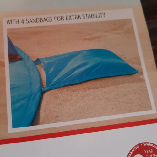 Beach tent like new