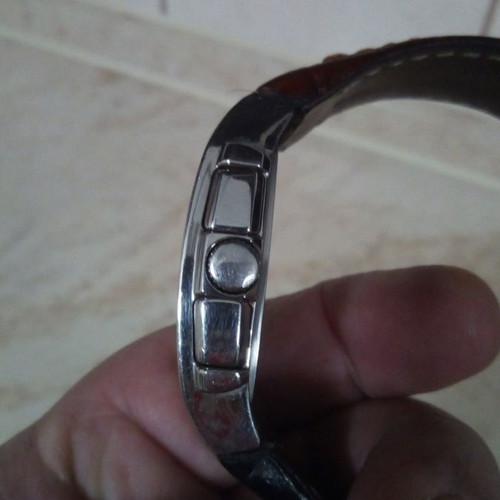 Carrera chronograph used with bracelet and leather strap