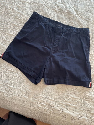 Tommy Hilfiger women's shorts used, size L, blue