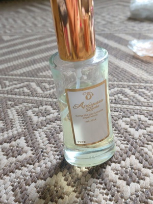 Gucci Bloom 2017 perfume like new, jasmine and tuberose scent