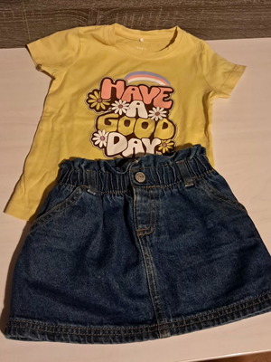 Children's summer clothes set 2 pieces size 3-4 years like new