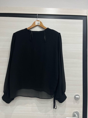 Zara women's blouse new, black, size L with shoulder pads and drawstring