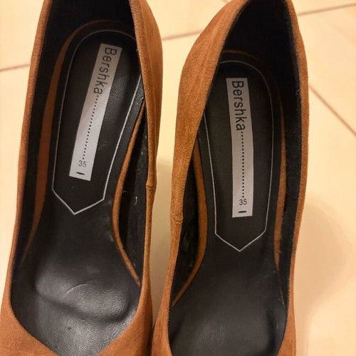 Bershka pumps size 35 like new, 10 cm heel