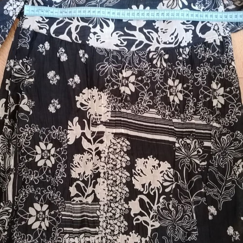 Lola cotton skirt M/L, new, black and white