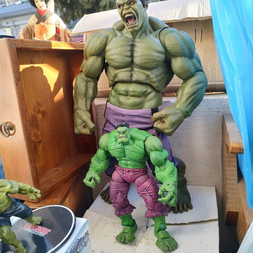 Συλλογή 20 φιγούρων Hulk σαν καινούργιο