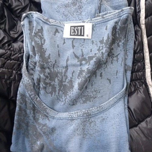 ESTI t-shirt