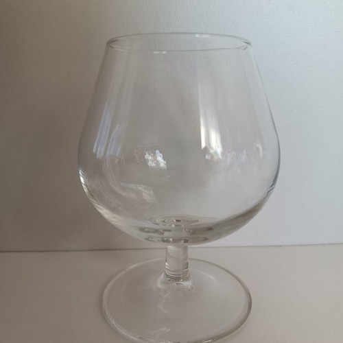 Set of 6 cognac glasses like new, 11 cm height