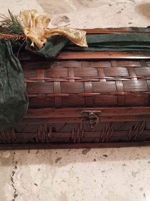 Μπαούλο μεταχειρισμένο για ποτά και δώρα