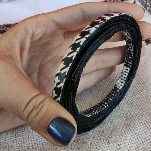 Bracelet stable black handmade from recycled paper