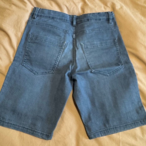 Jean Bermuda Benetton blue like new size M for 13-14 years