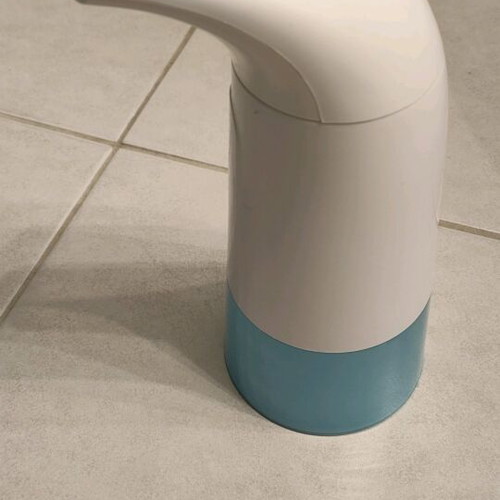 Foam dispenser plastic tabletop used, automatic white