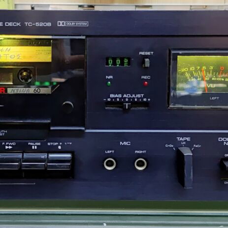 Yamaha TC-520B cassette player used, fully functional with minor marks