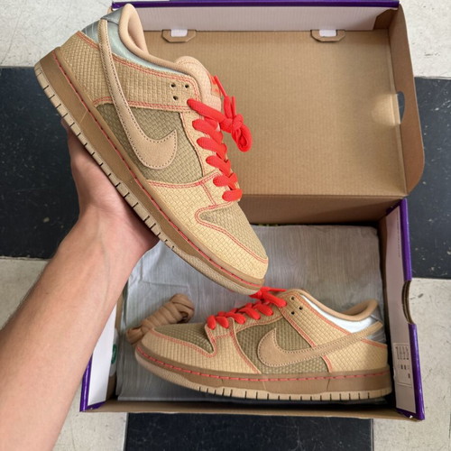 Nike Dunk SB Som Tum sneakers, beige, size 42.5